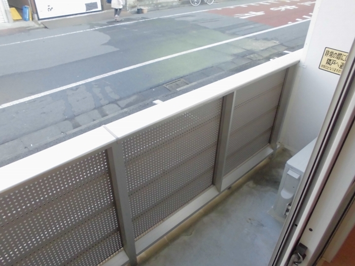 18/23 バルコニー