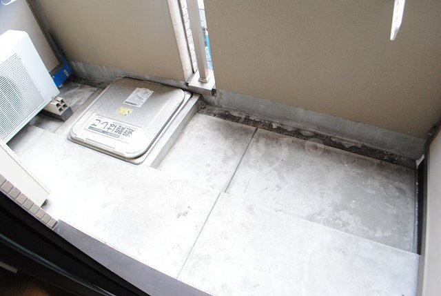 13/26 バルコニー