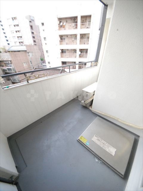 20/30 バルコニー