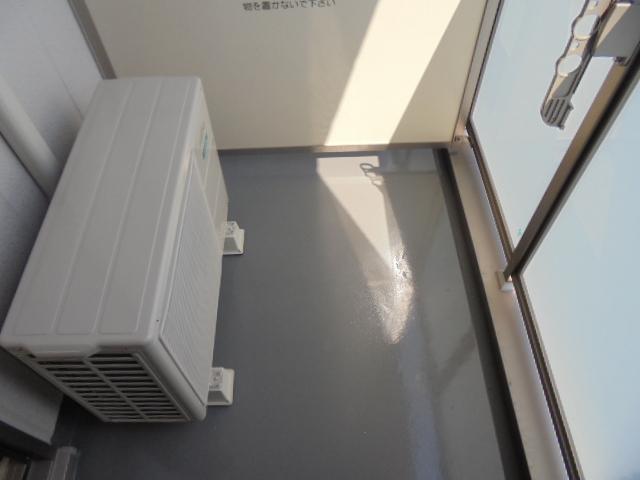 18/28 バルコニー