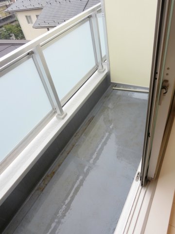 15/20 バルコニー