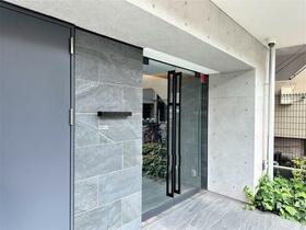 4/4 エントランス