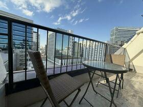 13/16 バルコニー