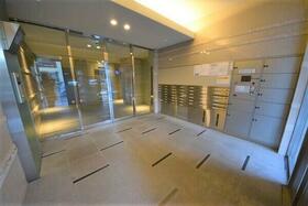 14/14 エントランス