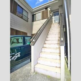 14/14 エントランス