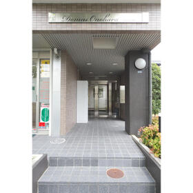 14/14 エントランス