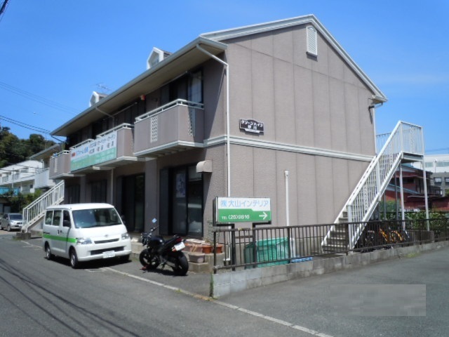 27/27 エントランス