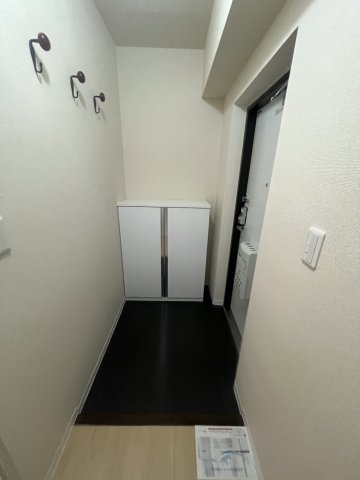 13/29 玄関