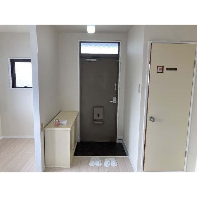 13/24 玄関