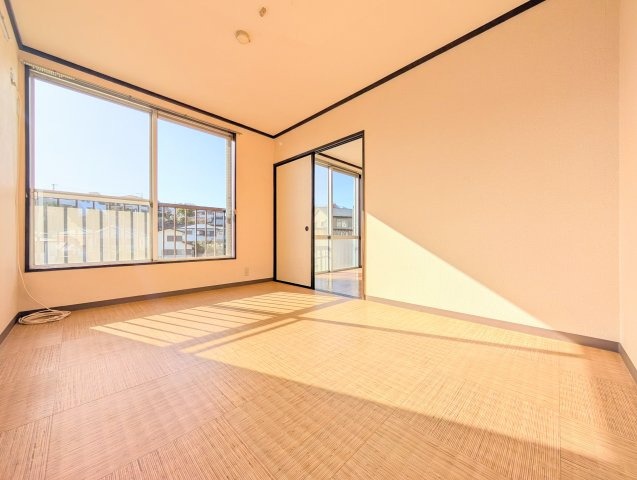 15/15 室内