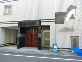 15/16 エントランス