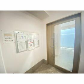 15/16 エントランス