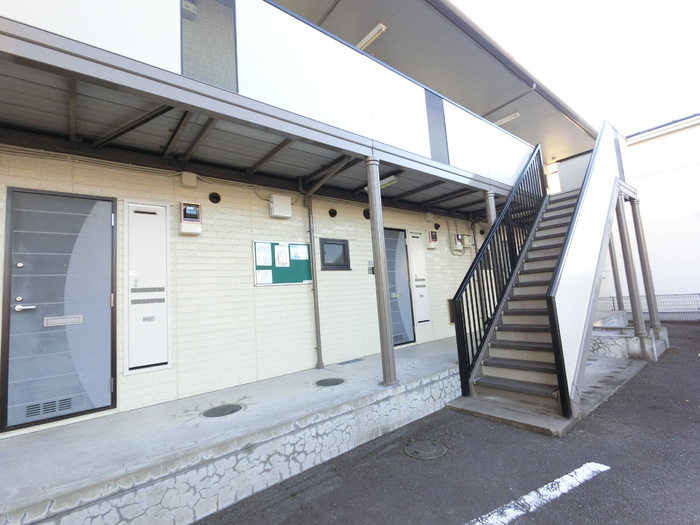 16/25 エントランス