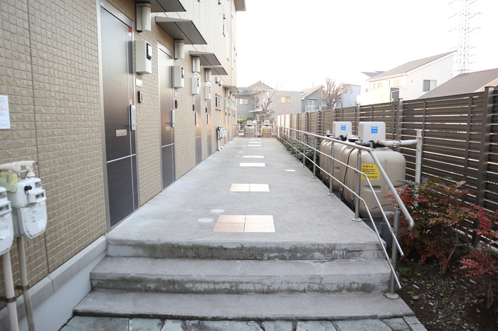 17/28 エントランス