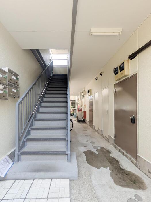 20/20 エントランス