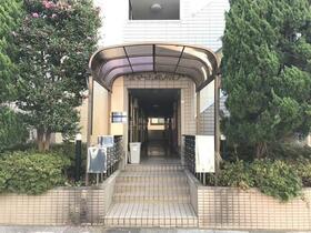 2/2 エントランス