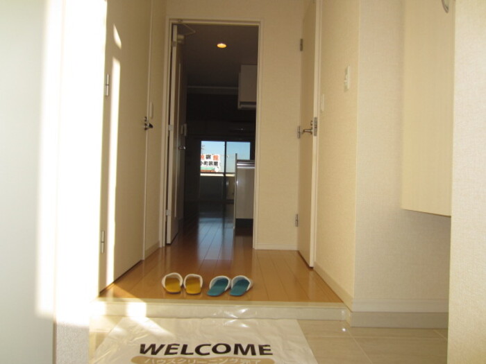 5/13 玄関