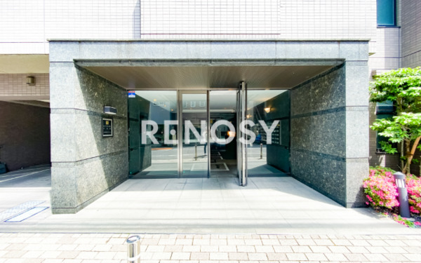 5/5 エントランス