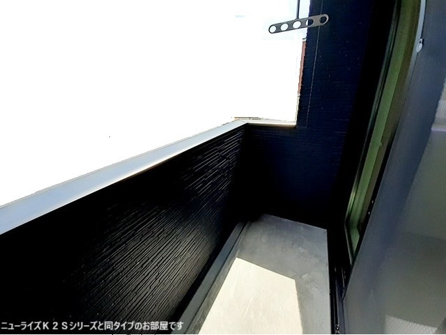 13/22 バルコニー