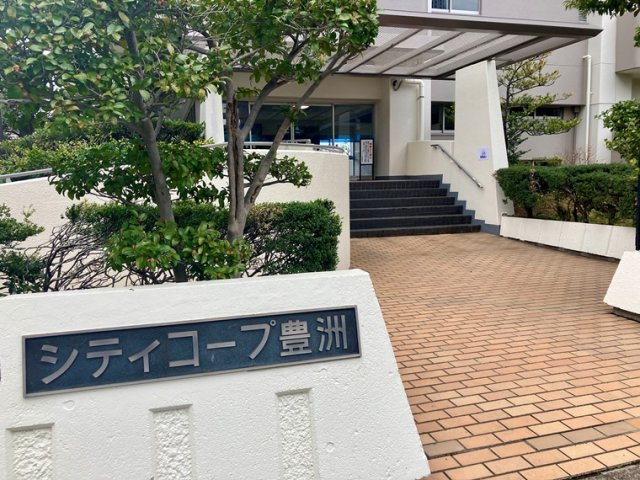 18/18 エントランス