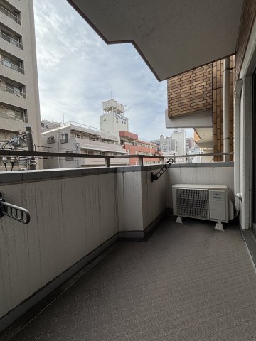 15/28 バルコニー