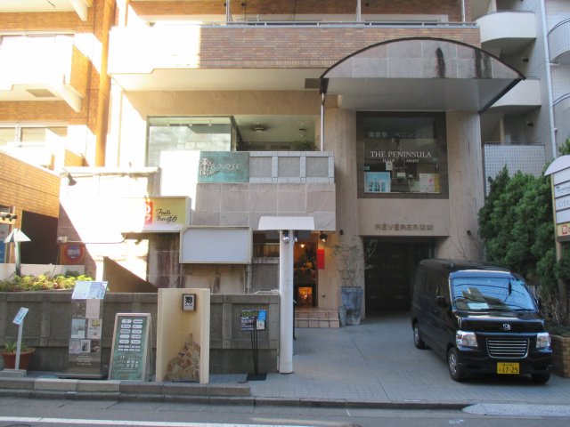 24/28 エントランス