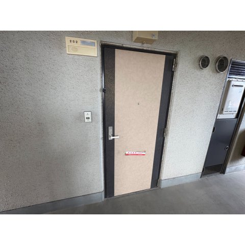 22/24 エントランス