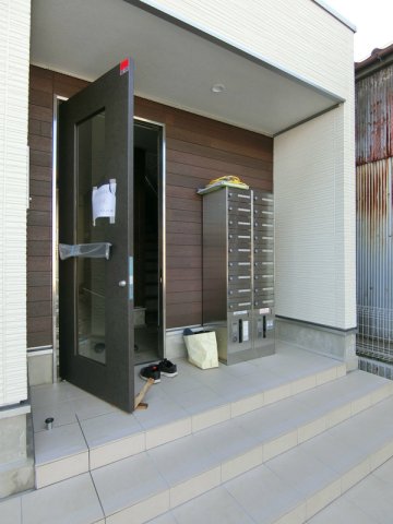 15/16 エントランス