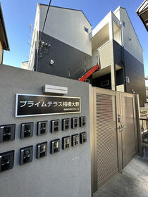 16/16 エントランス