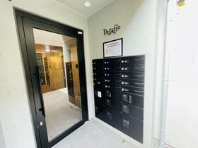 15/16 エントランス