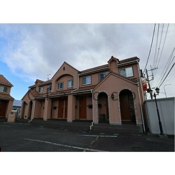 18/19 エントランス