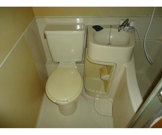 25/30 トイレ