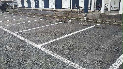 14/14 駐車場