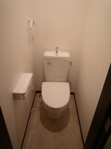 8/8 トイレ