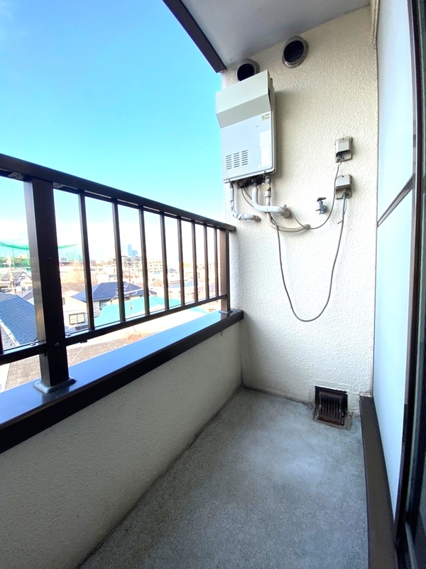 19/22 バルコニー
