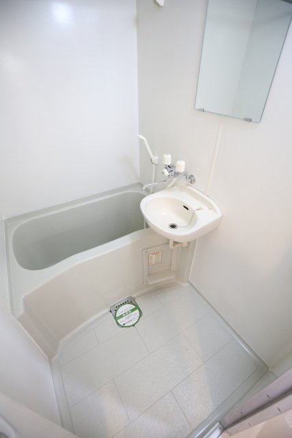 18/23 エントランス