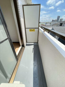 13/16 バルコニー