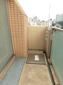 13/16 バルコニー