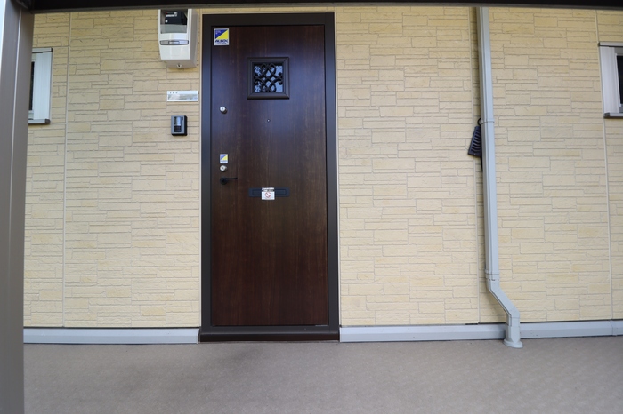 18/22 エントランス