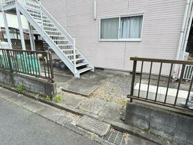 15/15 エントランス