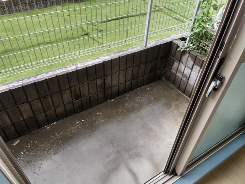 15/18 バルコニー