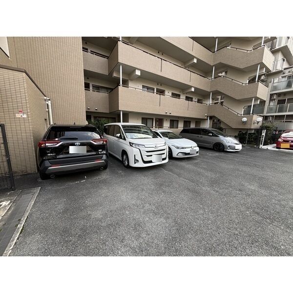8/9 駐車場