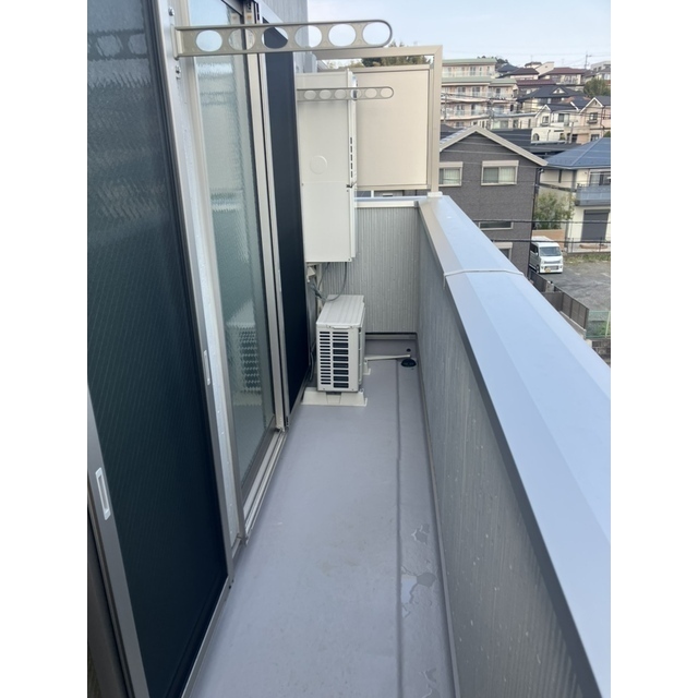 13/23 バルコニー