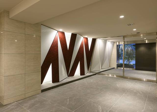 26/28 エントランス