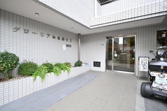 20/30 エントランス