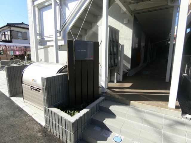 2/2 エントランス