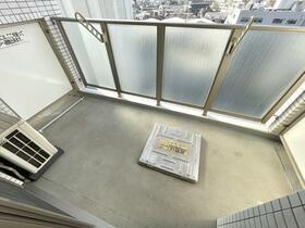 13/16 バルコニー