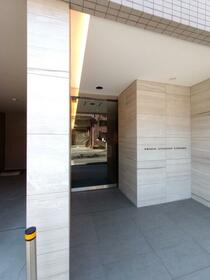 13/13 エントランス