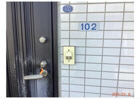 15/16 エントランス