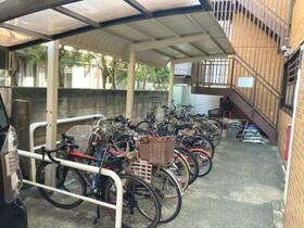 2/2 エントランス